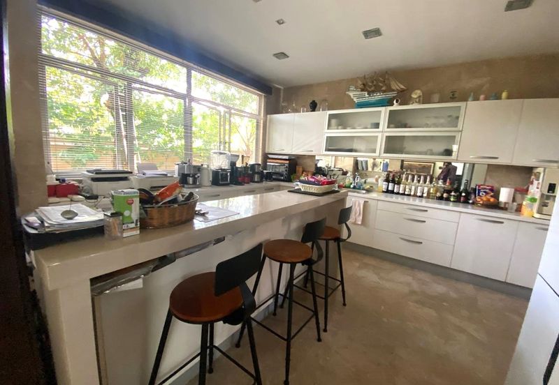 Changkat Kiara Surya