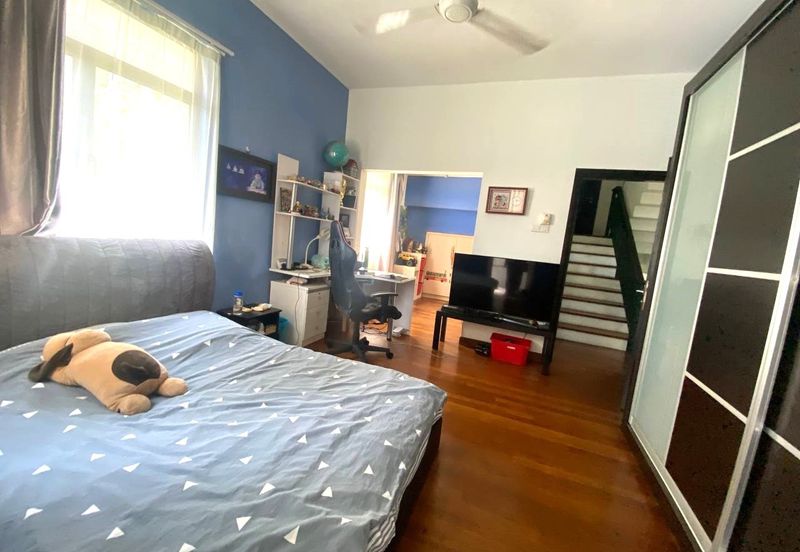 Changkat Kiara Surya