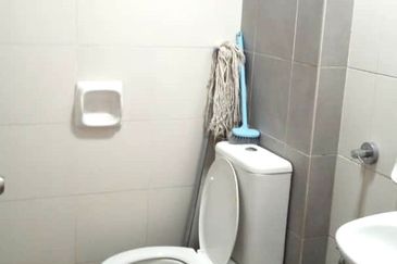 Residensi Warnasari 2