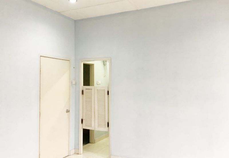 [GATED & GUARDED] DOUBLE STOREY TERRACE House Bandar Nusaputra Presint 1 Puchong