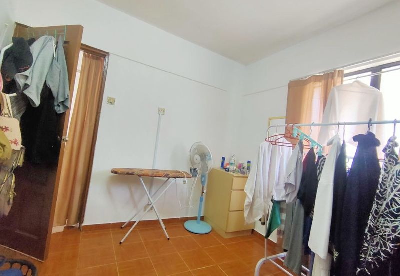 Flat Taman Melati Blok E