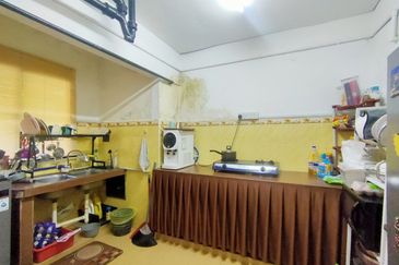 Flat Taman Melati Blok E