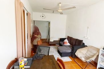 Flat Taman Melati Blok E