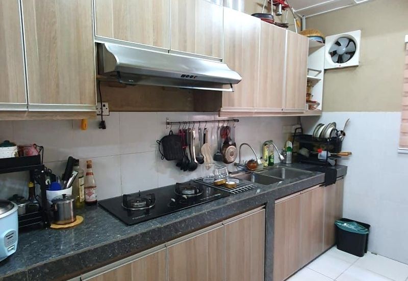 Jalan Setia Perdana U13/25F