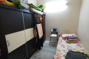 Jalan Setia Perdana U13/25F