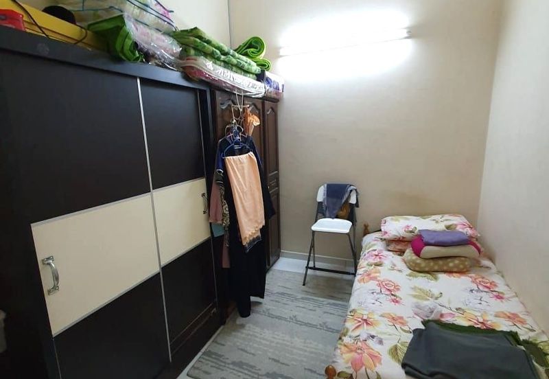 Jalan Setia Perdana U13/25F