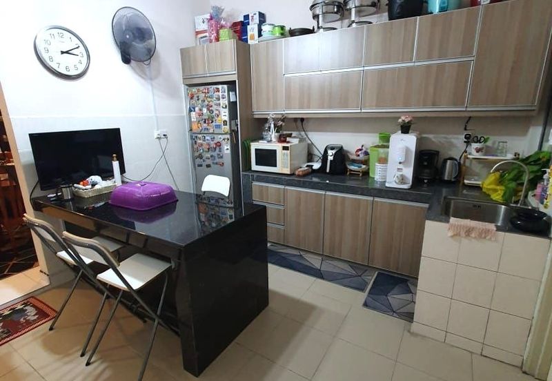 Jalan Setia Perdana U13/25F