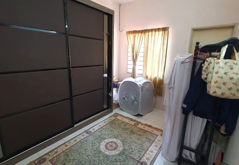 Jalan Setia Perdana U13/25F