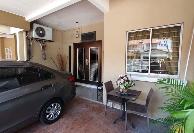 Jalan Setia Perdana U13/25F