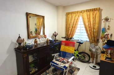 Jalan Setia Perdana U13/25F