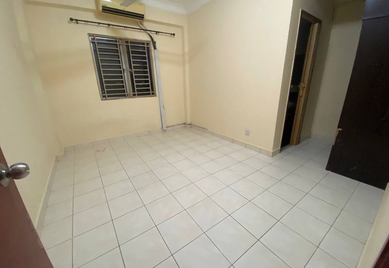 Pangsapuri Saujana Gombak