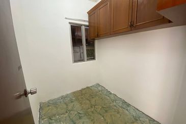 Taman Sri Batu Caves