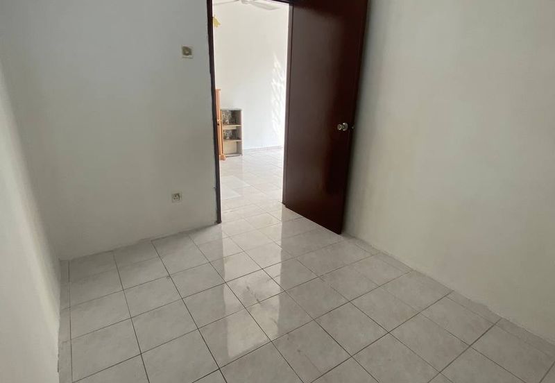 Taman Sri Batu Caves