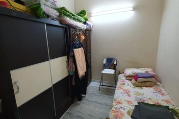 Jalan Setia Perdana U13/25F