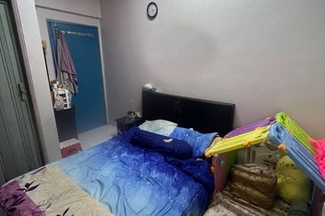 Meranti Apartment, Taman Subang Mewah