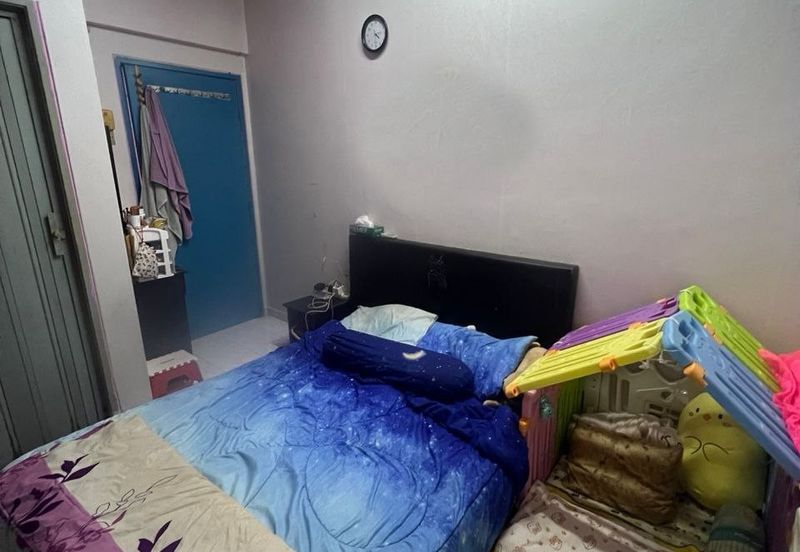 Meranti Apartment, Taman Subang Mewah