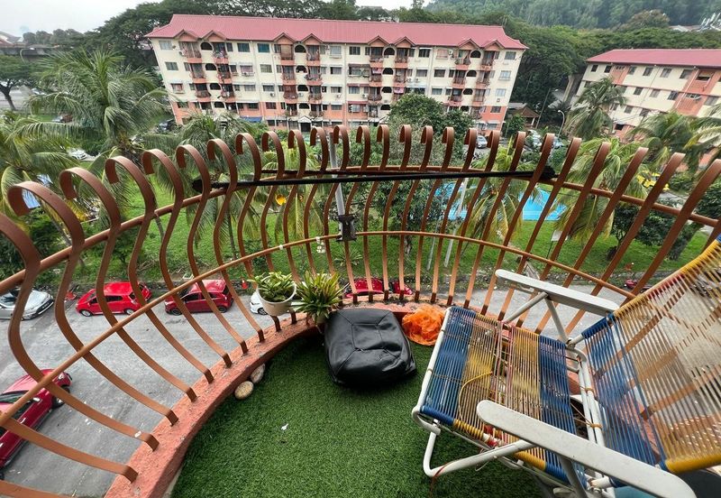 Flat Taman Melati Blok C