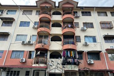 Flat Taman Melati Blok C