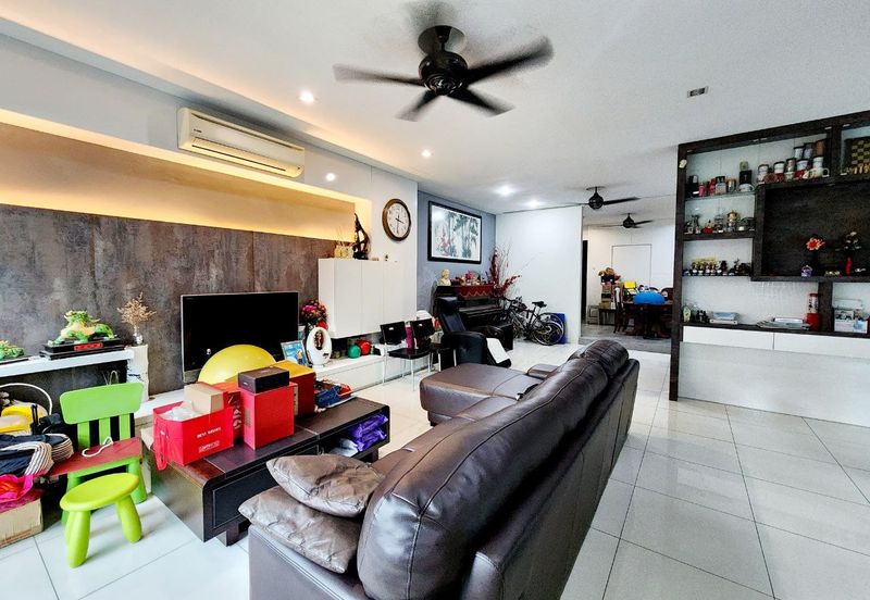 3 Storey Zero Lot Bungalow, Phase 1, USJ Height,  Subang Jaya