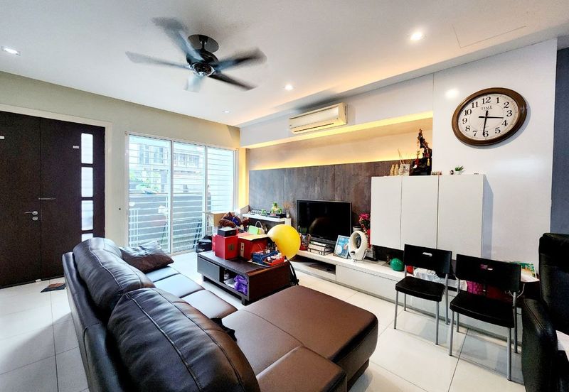 3 Storey Zero Lot Bungalow, Phase 1, USJ Height,  Subang Jaya