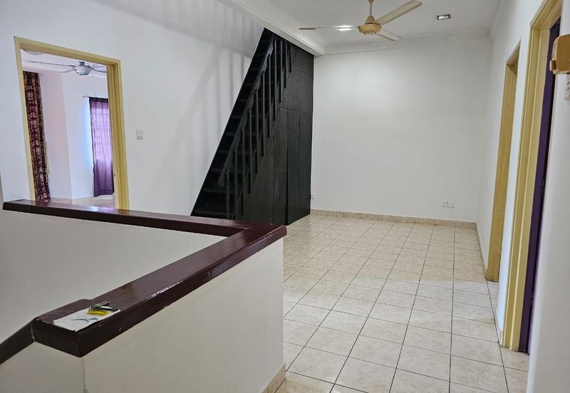 [WELL MAINTAINED] Double Storey Terrace Jalan Adang, Bukit Jelutong, Shah Alam