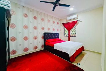 [FULLY RENOVATED & EXTENDED] CORNER LOT 2.5 Storey Luxury Bungalow Prima Bukit Beruntung 