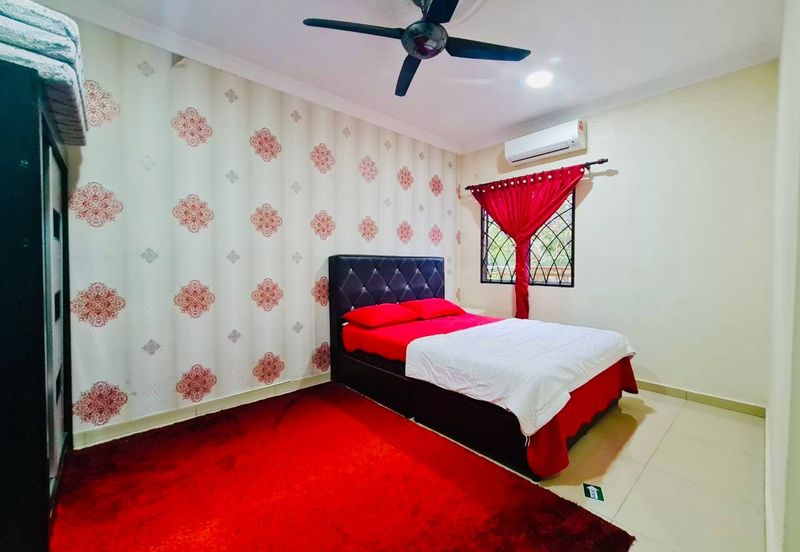 [FULLY RENOVATED & EXTENDED] CORNER LOT 2.5 Storey Luxury Bungalow Prima Bukit Beruntung 