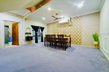 [FULLY RENOVATED & EXTENDED] CORNER LOT 2.5 Storey Luxury Bungalow Prima Bukit Beruntung 