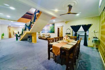 [FULLY RENOVATED & EXTENDED] CORNER LOT 2.5 Storey Luxury Bungalow Prima Bukit Beruntung 