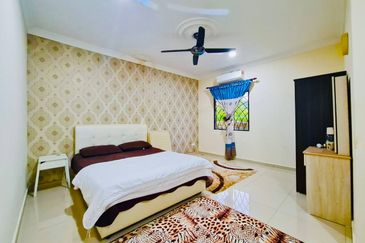 [FULLY RENOVATED & EXTENDED] CORNER LOT 2.5 Storey Luxury Bungalow Prima Bukit Beruntung 