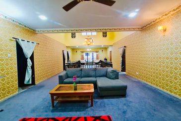 [FULLY RENOVATED & EXTENDED] CORNER LOT 2.5 Storey Luxury Bungalow Prima Bukit Beruntung 