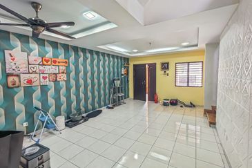 Jalan Uranus U5/122C