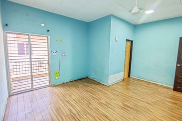 Jalan Uranus U5/122C