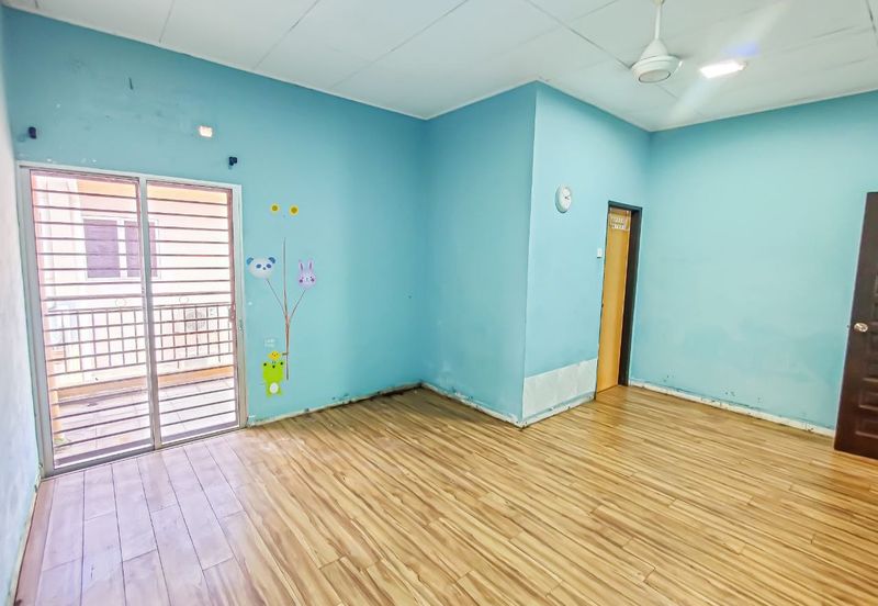 Jalan Uranus U5/122C