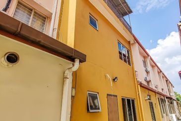 Jalan Uranus U5/122C