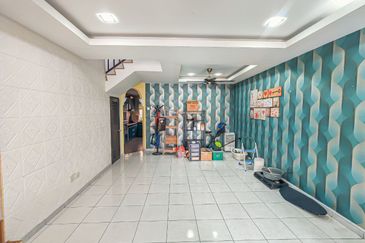 Jalan Uranus U5/122C