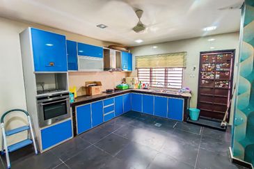 Jalan Uranus U5/122C