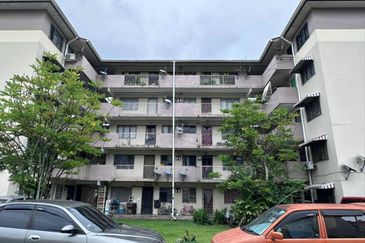 Seksyen 4 Wangsa Maju Flat