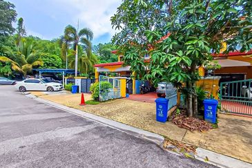 Taman Subang Permata