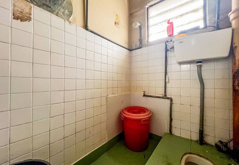 Flat Taman Melati Blok E