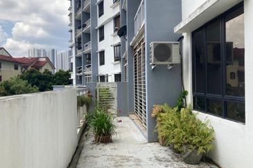 Laman Tasik Condominium
