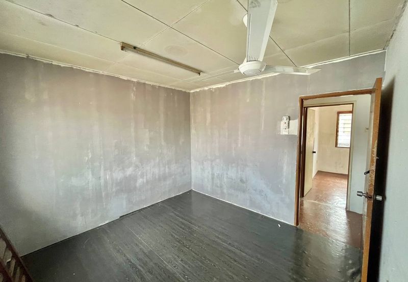 Taman Sungai Kapar Indah