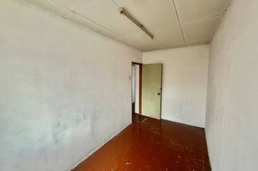 Taman Sungai Kapar Indah