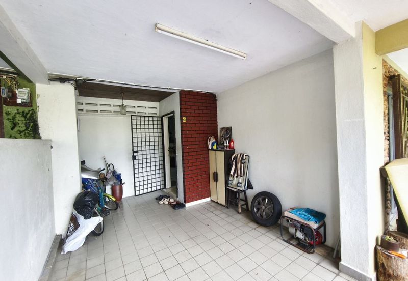 Seksyen 4, Shah Alam