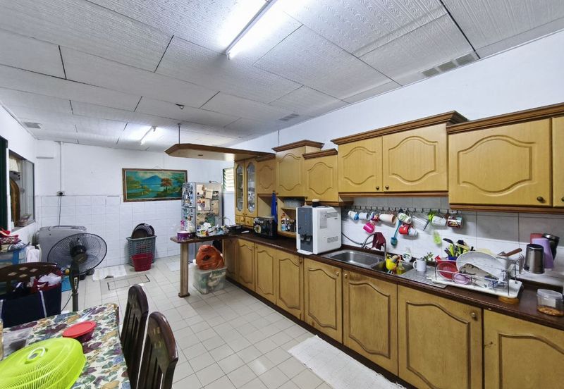 Seksyen 4, Shah Alam