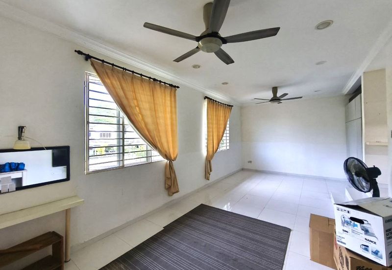 Seksyen 4, Shah Alam