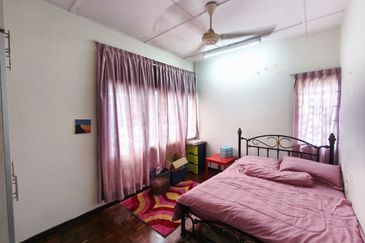 Seksyen 4, Shah Alam