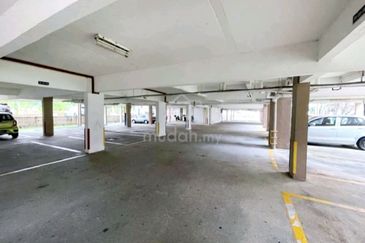 Subang Perdana Goodyear Court 8