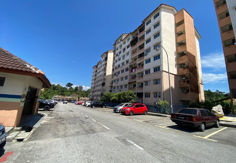 Sri Hijauan, Ukay Perdana