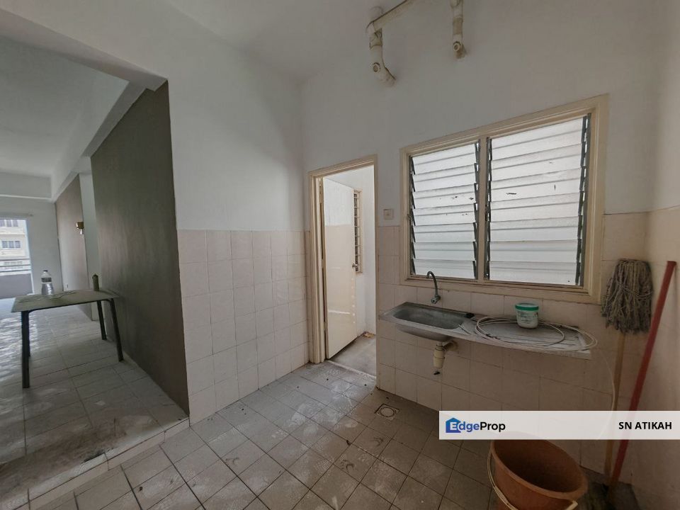 [FACING SWIMMING POOL] Block D Apartment Jalil Damai, Bukit Jalil, Kuala Lumpur, Bukit Jalil